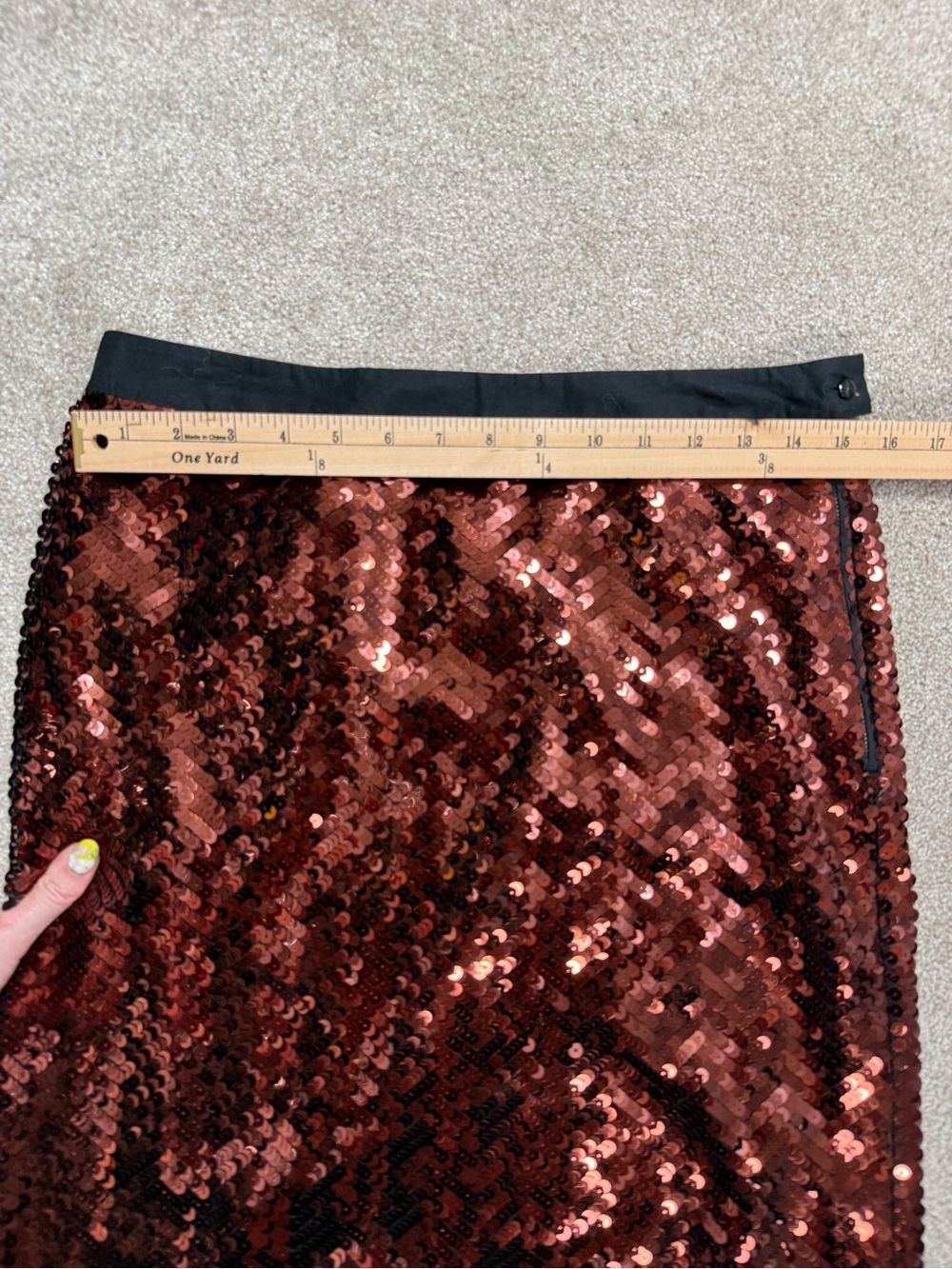 See by Chloé Copper Sequin Chevron Mini Skirt |
Size 42 or US 6 - Picture 10 of 15